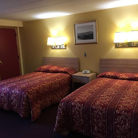 Holiday Motel Waynesburg 외부 사진
