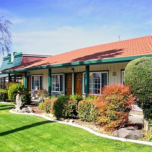 Holiday Motel Waynesburg 외부 사진